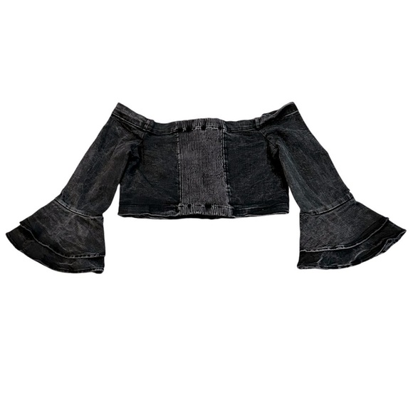 ZARA The Ruffle Blouse Off the shoulders Denim Bell sleeve Pullover Size Medium - Picture 6 of 9